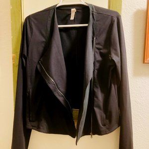 Black Under Amour Blazer/Jacket